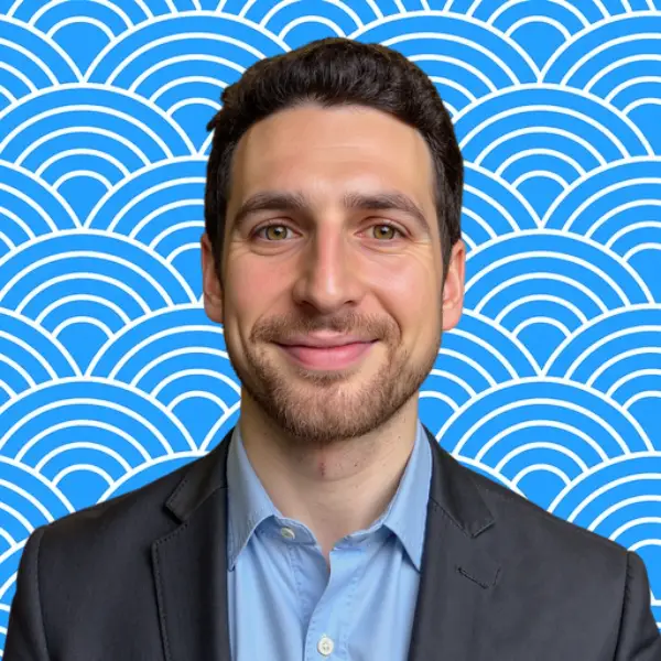 uc_stacked_images_elementor_3b24ca31_item1