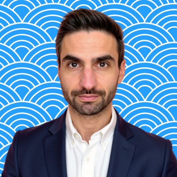 uc_stacked_images_elementor_705ec7d_item1