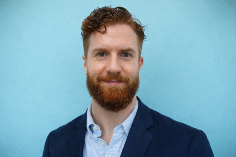 uc_stacked_images_elementor_4dc065c0_item1